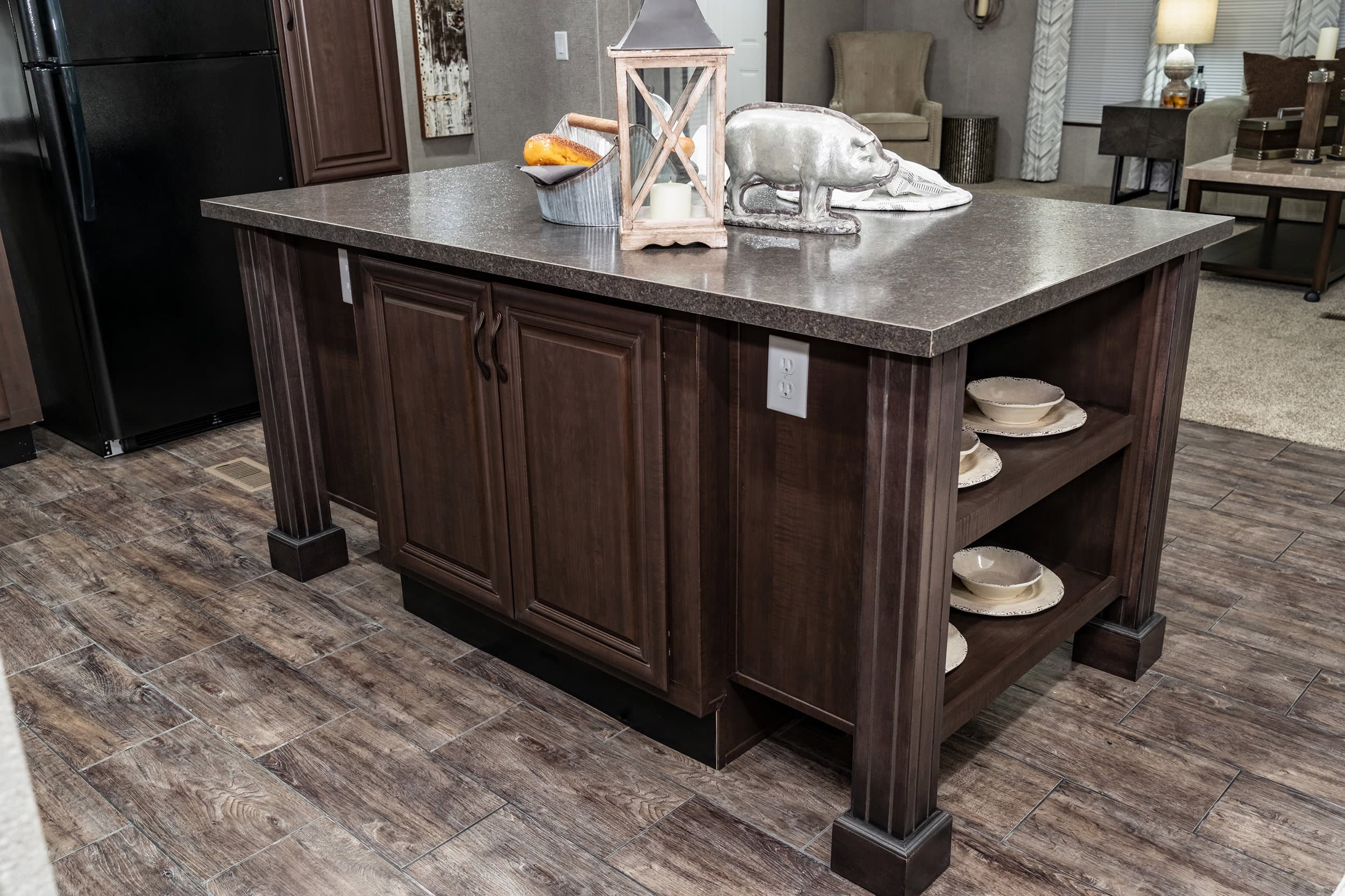 Md-36-32 kitchen home features