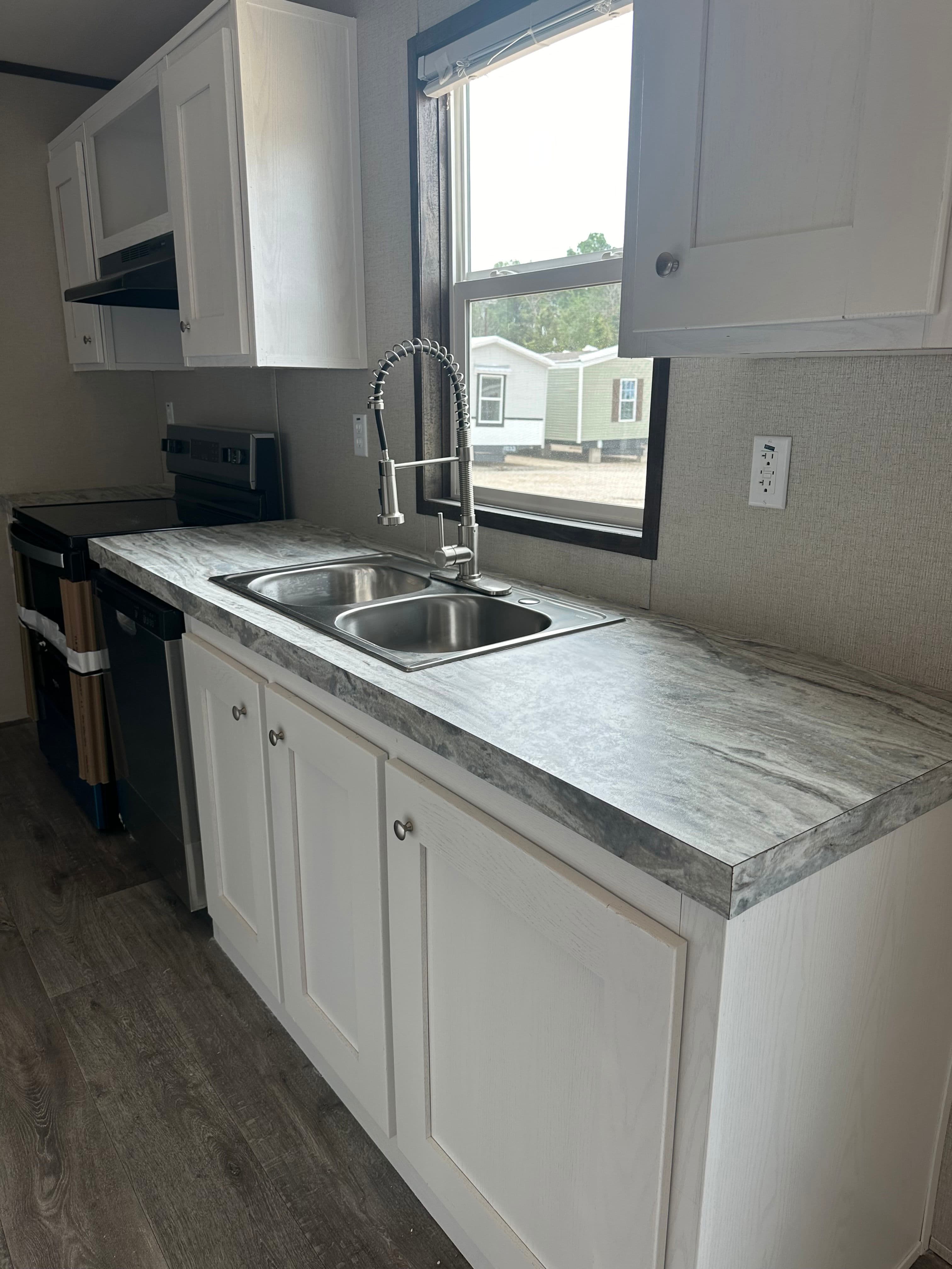 Rosewood  home features