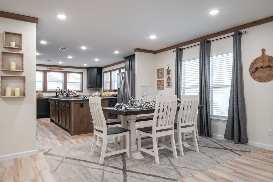 Colt 45 interior home features