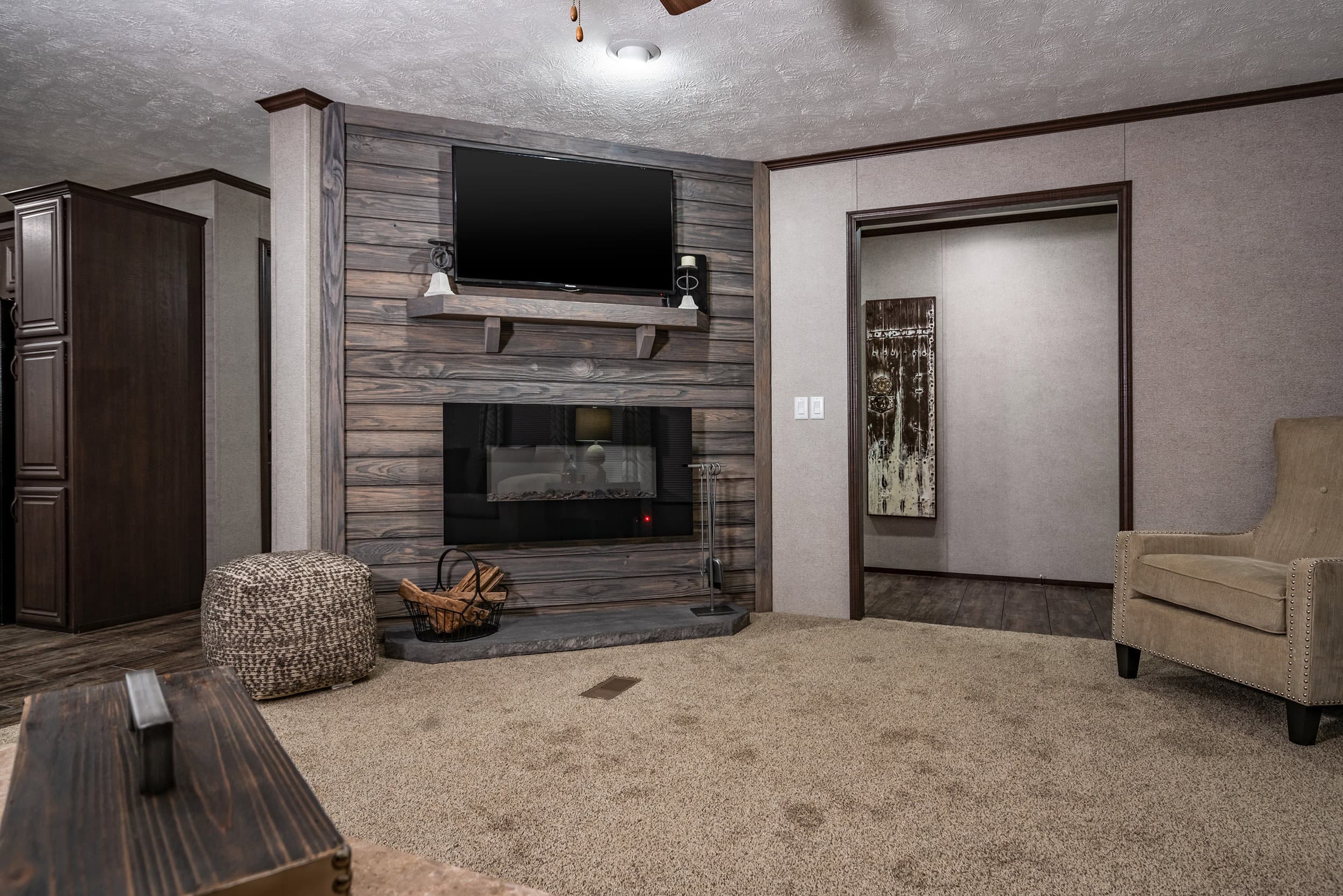 Md-36-32 interior home features