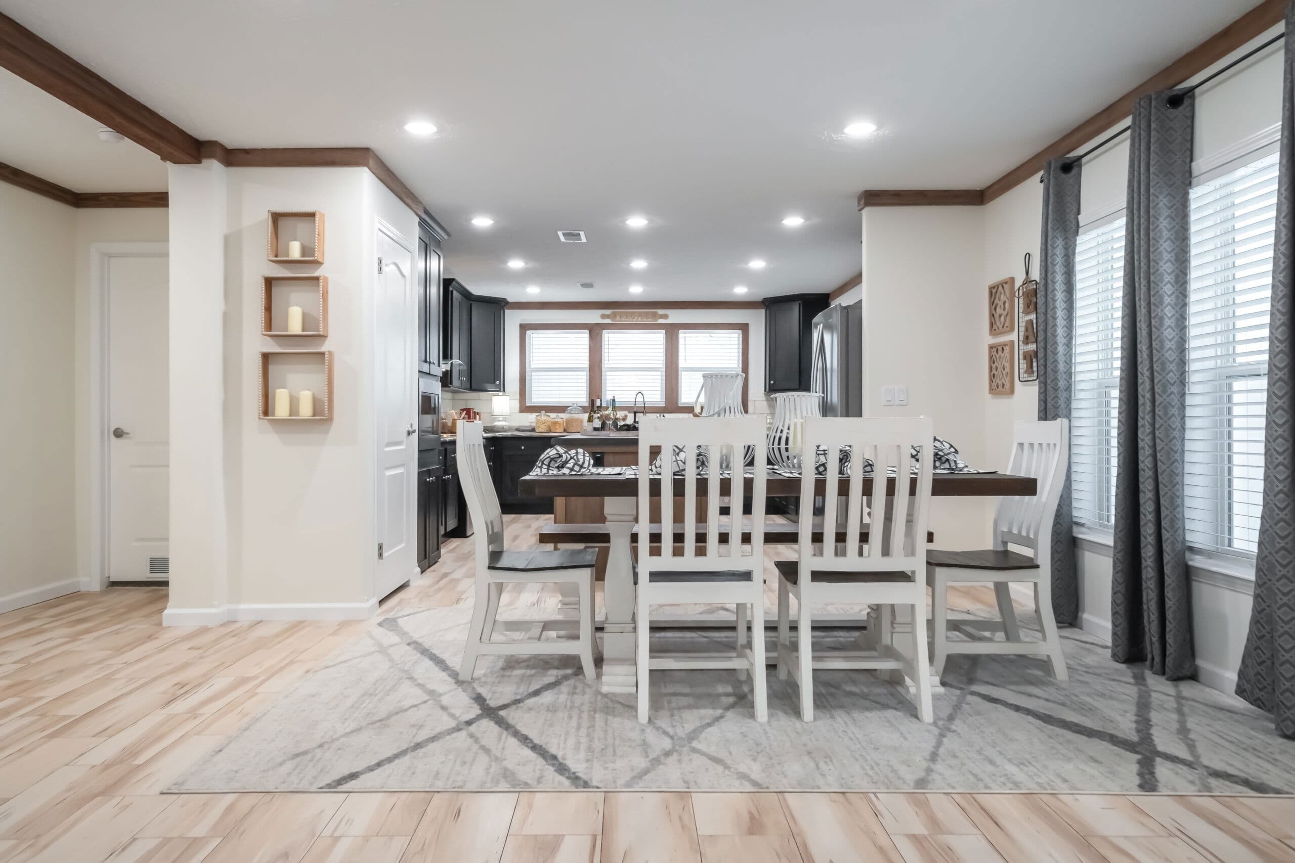 Colt 45 interior home features