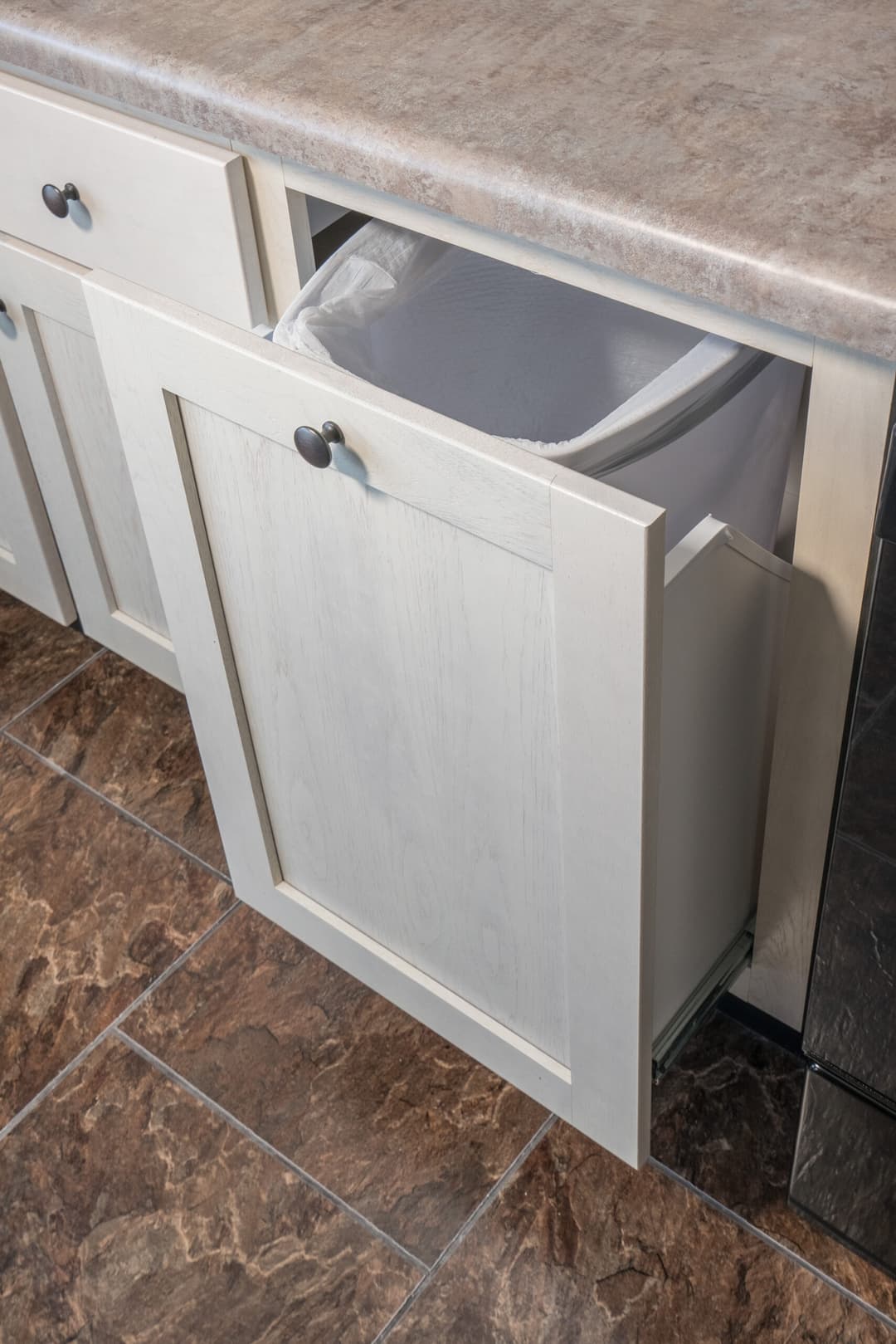 Kb-3239 kitchen home features