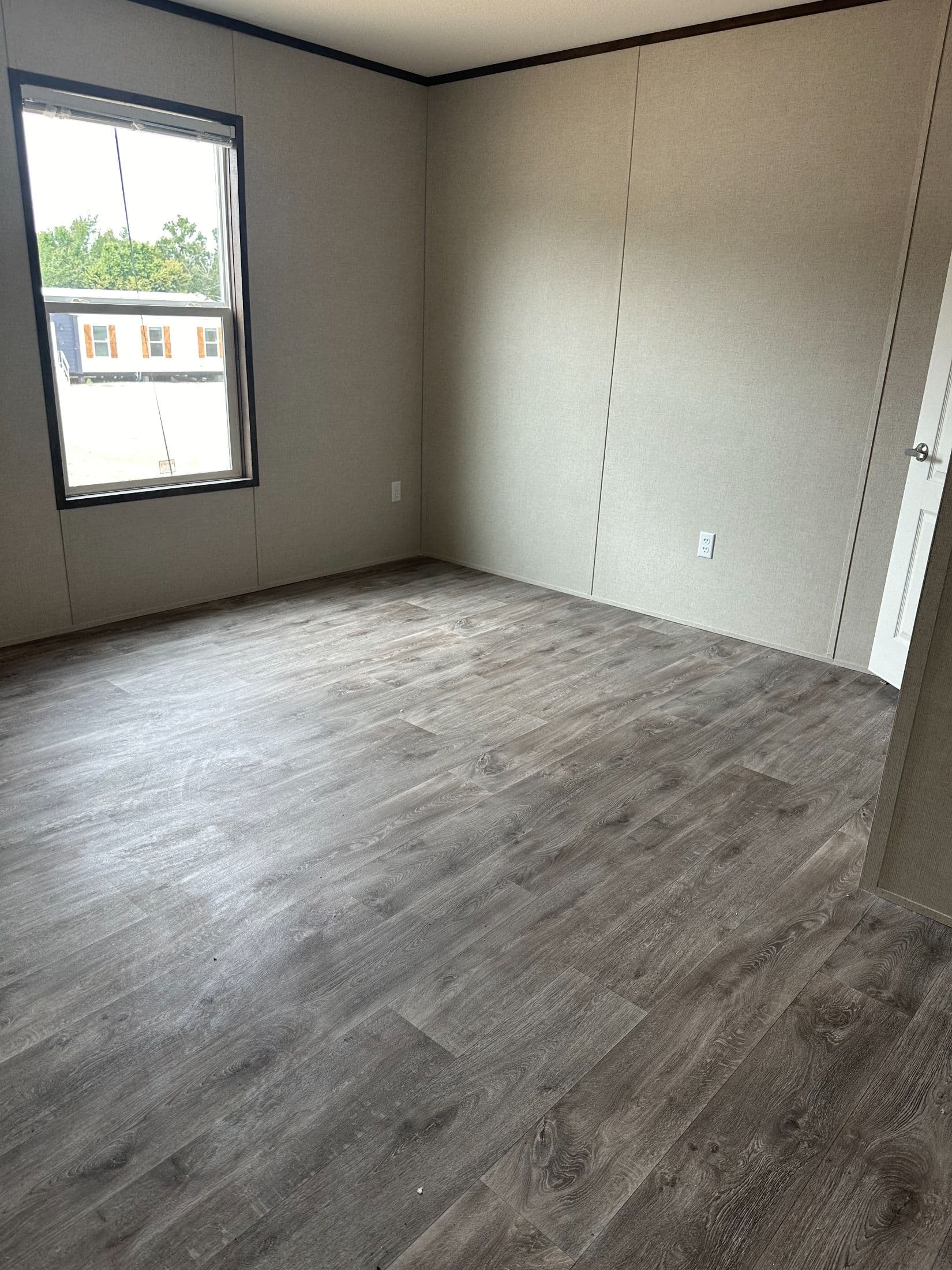 Rosewood  home features