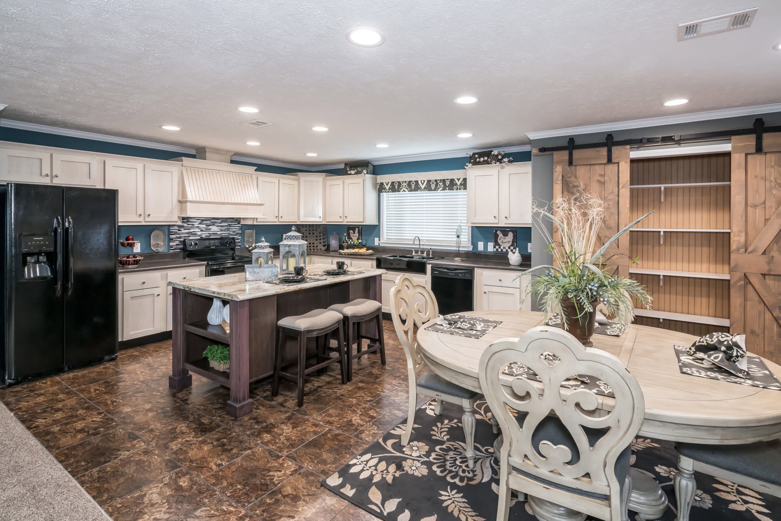 Kb-3240 kitchen home features