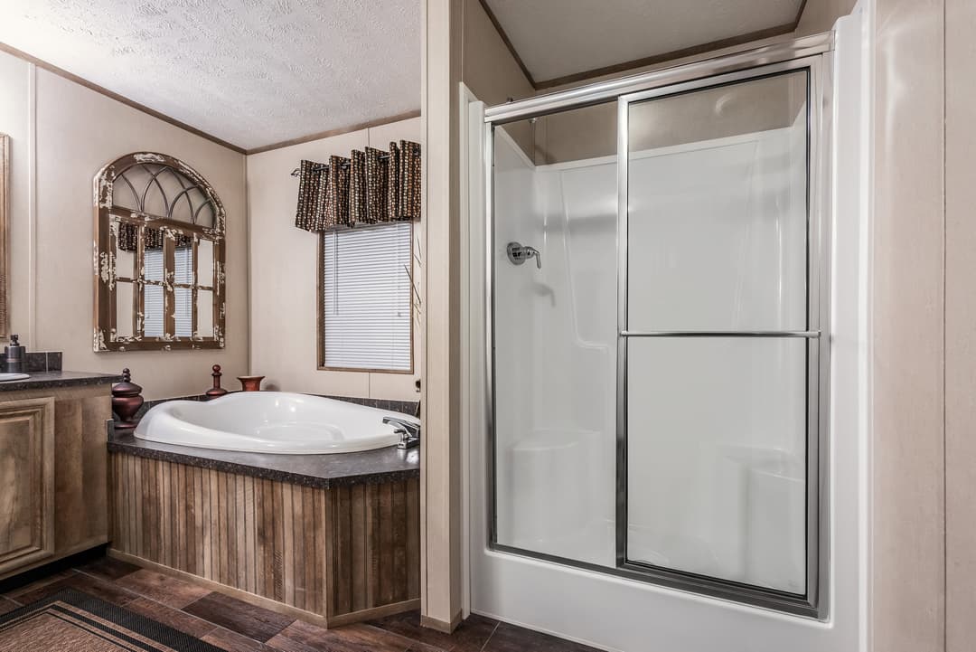 Md-37 bathroom home features