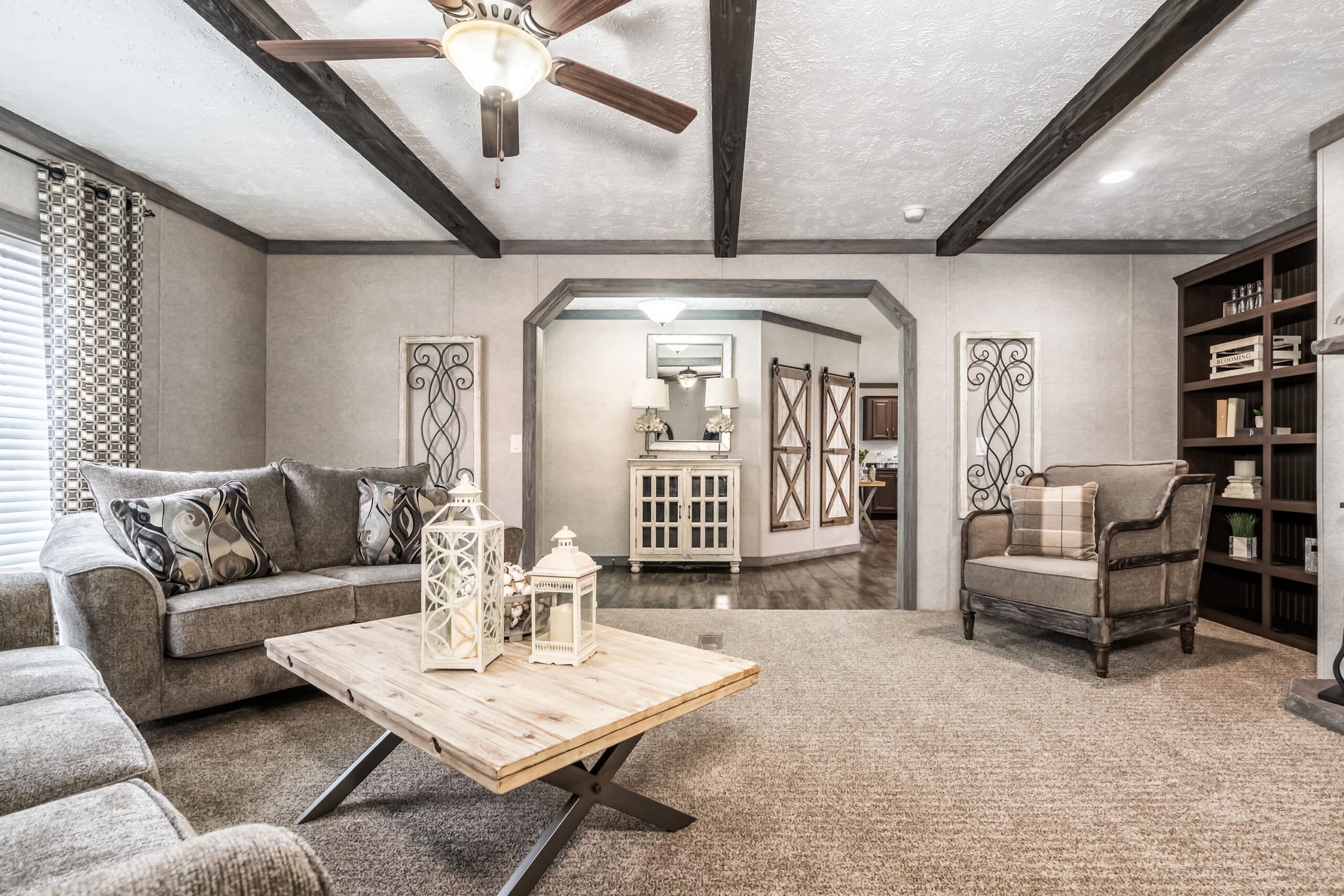 Md-33-32 interior home features