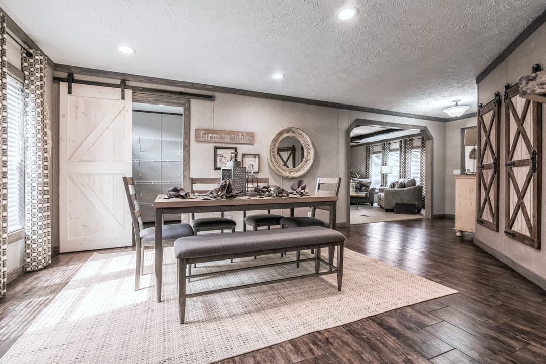 Md-33-32 interior home features