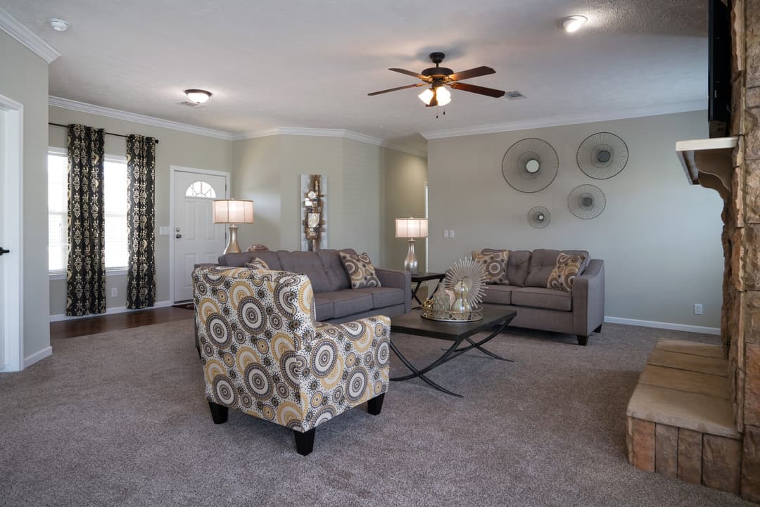 Kb-3239 interior home features