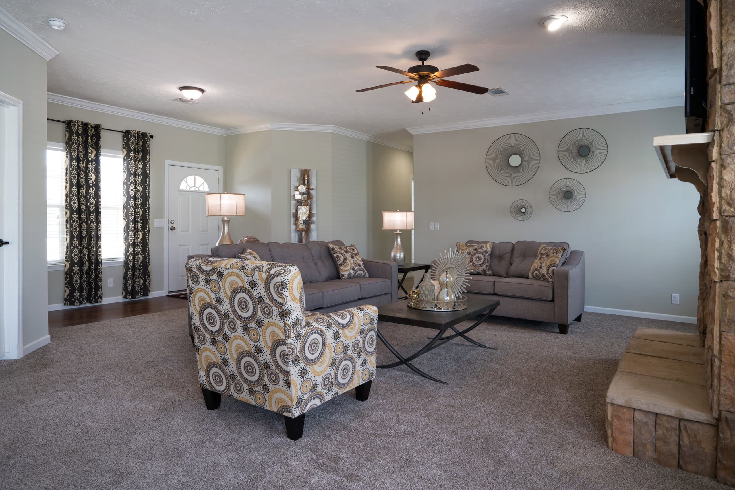 Kb-3239 interior home features