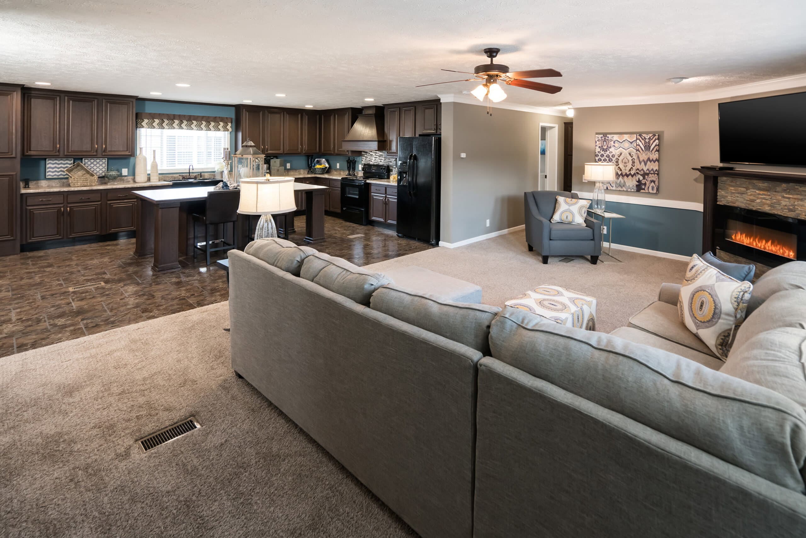 Md-25-32 interior home features