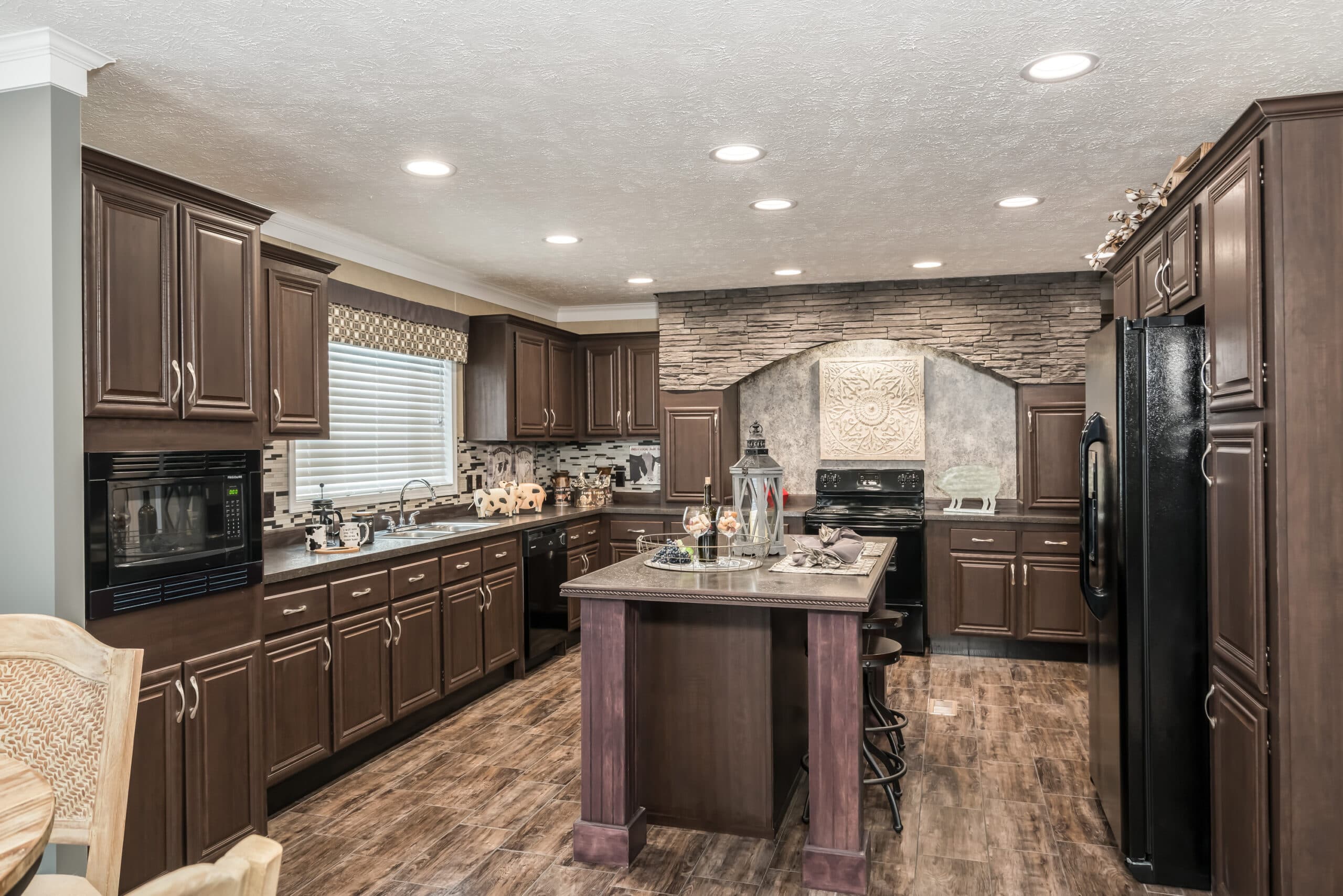 Md-29-32 kitchen home features