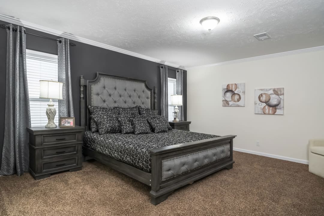 Colt 45 bedroom home features