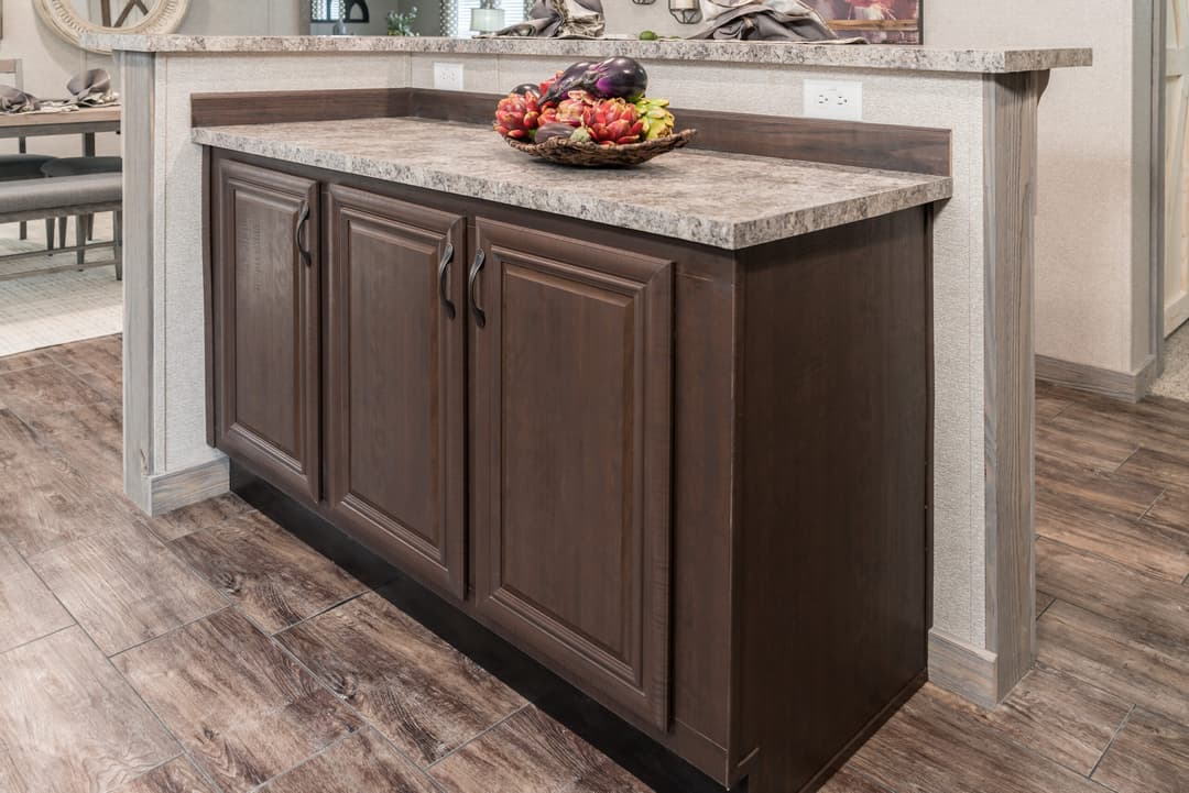 Md-33-32 kitchen home features