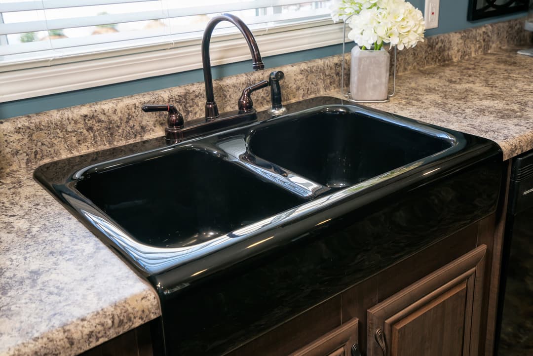 Md-25-32 kitchen home features