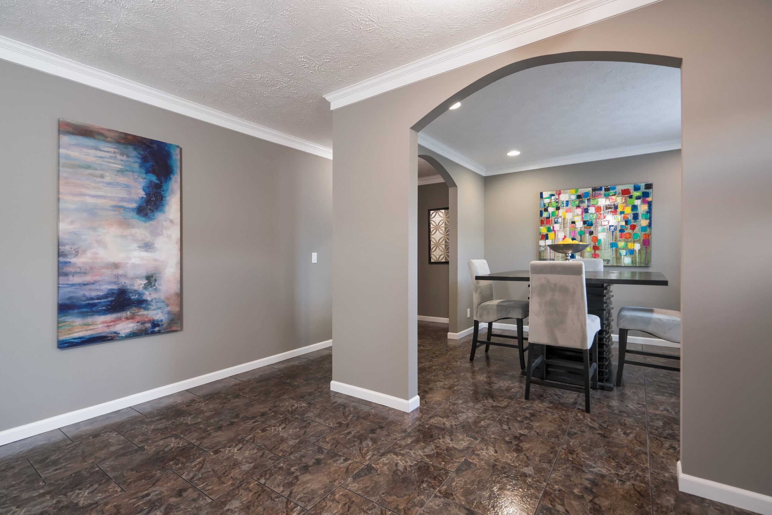 Md-25-32 interior home features