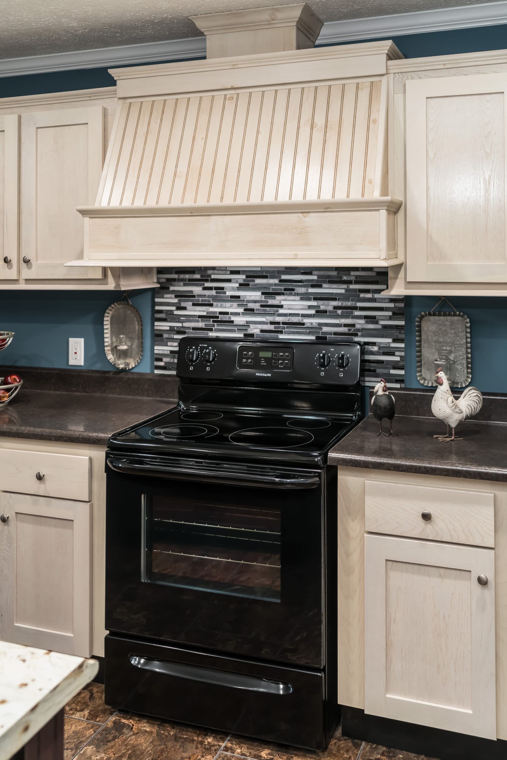 Kb-3240 kitchen home features