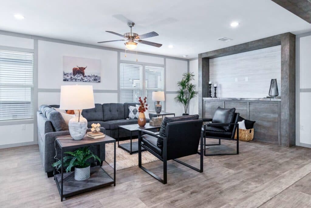 Lakeland interior home features